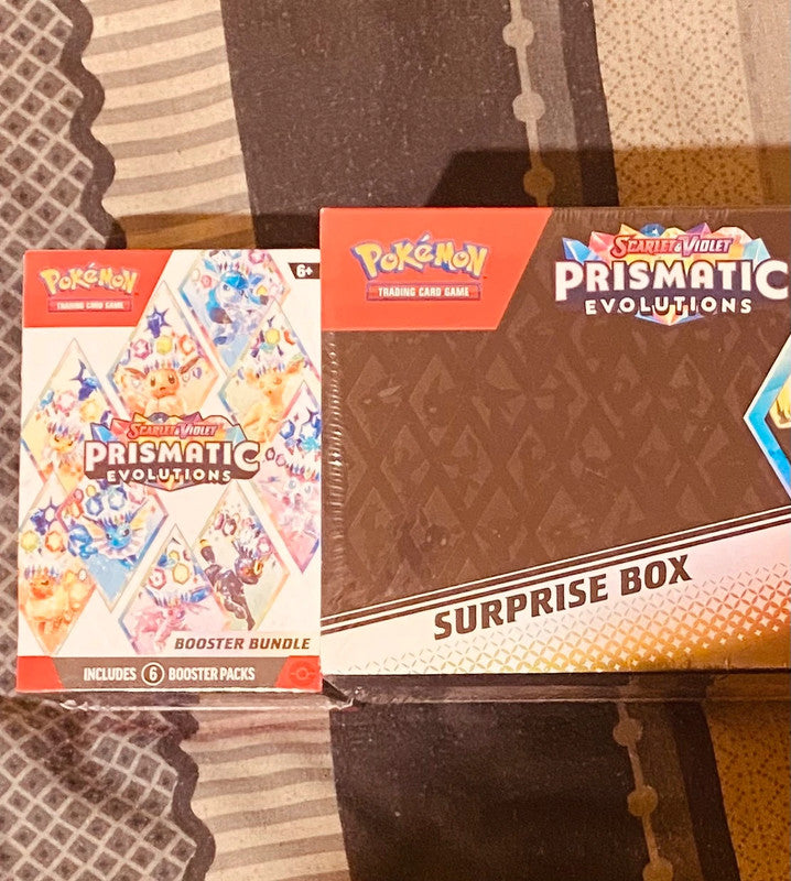 Prismatic evolutions combo surprise box + booster bundle